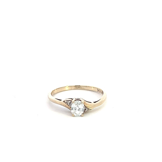 White Stone Oval Ring with Diamond Chips .02ctw - 10k - Size 6.5