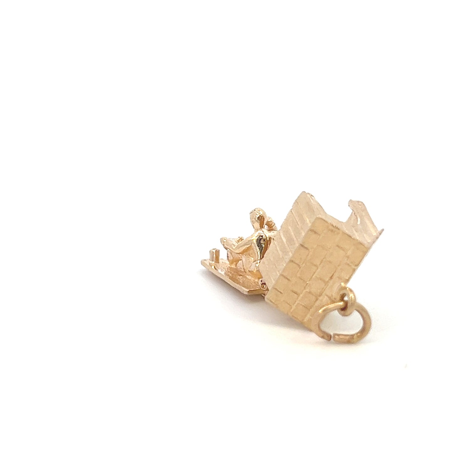 'Dog House' Pendant - 10k - Solid Yellow Gold - 4.7g